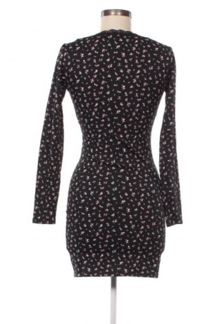 Šaty  H&M Divided, Velikost S, Barva Vícebarevné, Cena  469,00 Kč