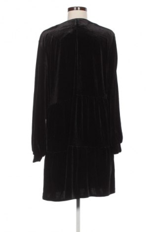 Rochie H&M Divided, Mărime M, Culoare Negru, Preț 100,99 Lei