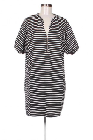Rochie Long Tall Sally, Mărime XL, Culoare Multicolor, Preț 100,99 Lei