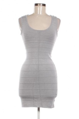 Kleid Lucy, Größe M, Farbe Grau, Preis € 14,83