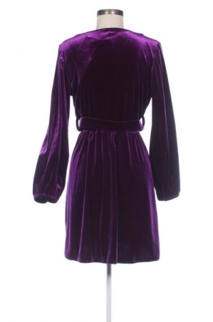 Kleid Luxury, Größe M, Farbe Lila, Preis 23,99 €