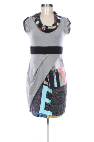 Kleid Mandarin, Größe XS, Farbe Mehrfarbig, Preis 27,80 €