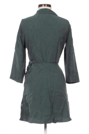 Kleid Mango, Größe M, Farbe Grün, Preis 11,04 €