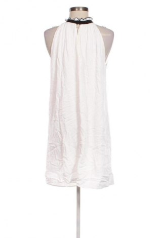 Kleid Mango, Größe M, Farbe Weiß, Preis 14,99 €