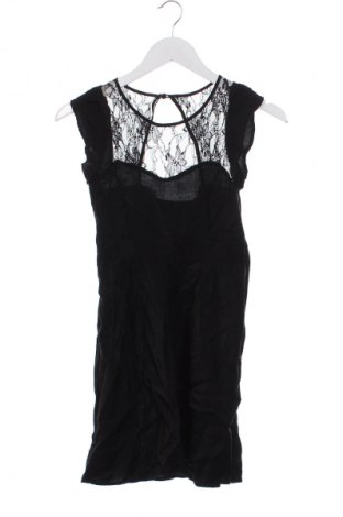 Ruha Miss Selfridge, Méret S, Szín Fekete, Ár 6 004 Ft