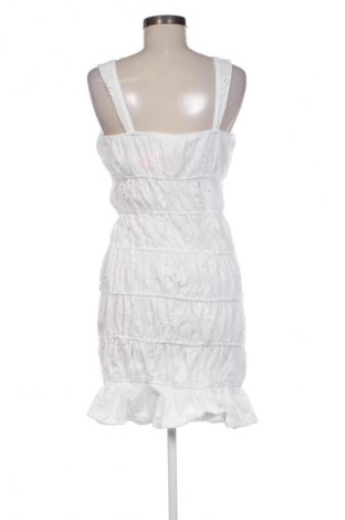 Ruha Missguided, Méret L, Szín Fehér, Ár 9 196 Ft