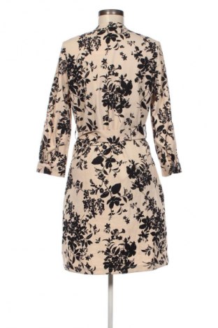 Kleid Mohito, Größe M, Farbe Mehrfarbig, Preis 25,00 €