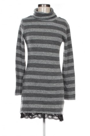 Рокля NEW COLLECTION, Размер S, Цвят Многоцветен, Цена 48,99 лв.