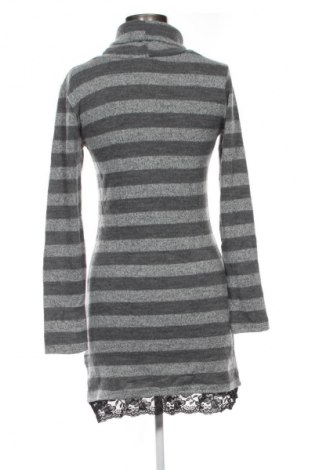 Рокля NEW COLLECTION, Размер S, Цвят Многоцветен, Цена 48,99 лв.