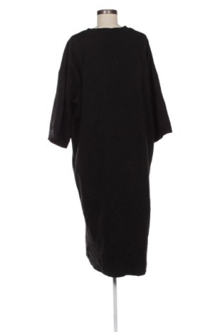 Sukienka NEW COLLECTION, Rozmiar XL, Kolor Czarny, Cena 157,99 zł