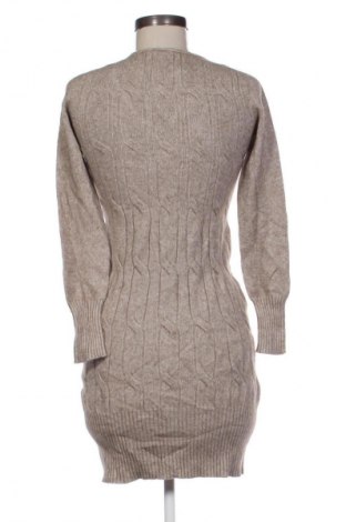 Kleid Nadine, Größe M, Farbe Beige, Preis 28,99 €