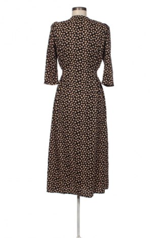 Kleid New Look, Größe M, Farbe Mehrfarbig, Preis 13,99 €