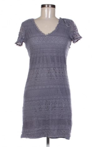 Kleid ONLY, Größe S, Farbe Grau, Preis 13,81 €