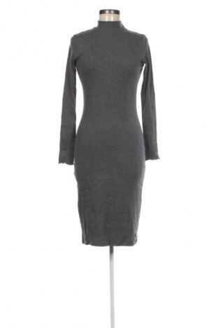 Kleid Oodji, Größe L, Farbe Grau, Preis € 19,99
