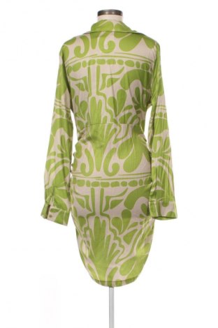 Kleid Pretty Little Thing, Größe XL, Farbe Mehrfarbig, Preis 16,99 €