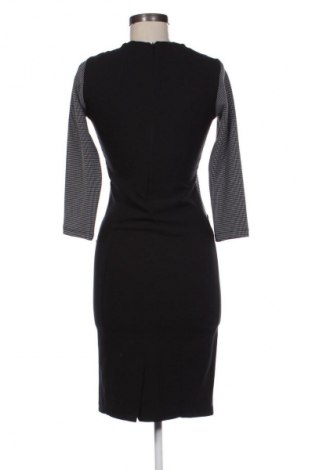 Kleid Queen, Größe S, Farbe Mehrfarbig, Preis 14,77 €
