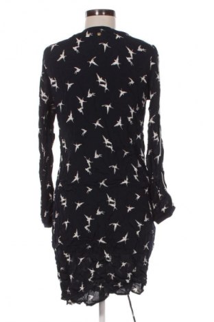 Kleid Revelation, Größe M, Farbe Mehrfarbig, Preis 14,83 €