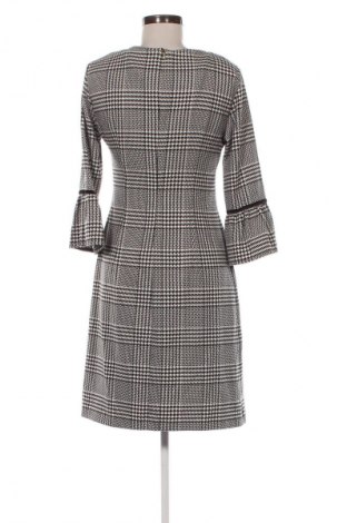 Rochie Setre, Mărime M, Culoare Multicolor, Preț 126,32 Lei