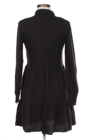 Sukienka Stradivarius, Rozmiar S, Kolor Czarny, Cena 110,99 zł