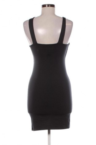 Kleid Stradivarius, Größe M, Farbe Schwarz, Preis € 14,83
