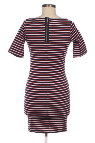 Šaty  Stradivarius, Veľkosť S, Farba Viacfarebná, Cena  14,77 €