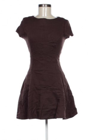 Rochie Stradivarius, Mărime M, Culoare Maro, Preț 63,99 Lei