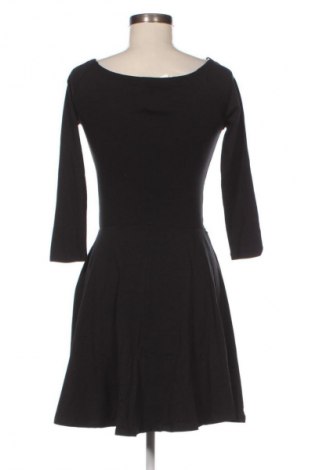 Kleid Terranova, Größe M, Farbe Schwarz, Preis 23,53 €