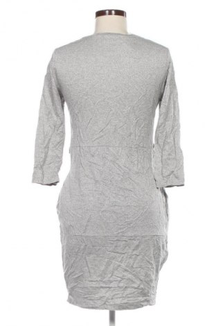 Kleid Unbranded, Größe M, Farbe Silber, Preis € 20,99