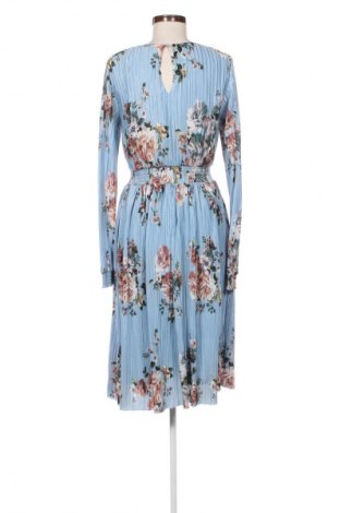 Kleid VILA, Größe M, Farbe Mehrfarbig, Preis € 13,81