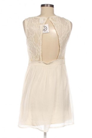 Φόρεμα Vero Moda, Μέγεθος L, Χρώμα Λευκό, Τιμή 13,81 €