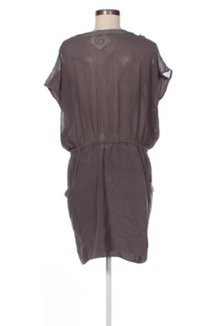 Šaty  Vero Moda, Velikost M, Barva Šedá, Cena  528,00 Kč