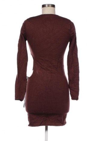 Рокля Zara, Размер M, Цвят Кафяв, Цена 26,99 лв.