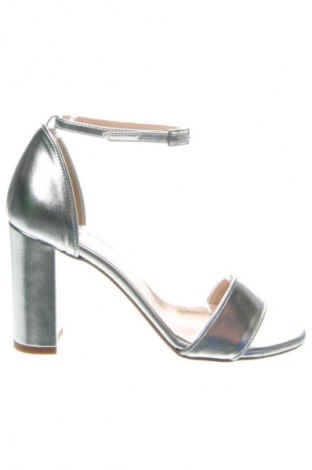 Sandalen Divine Follie, Größe 39, Farbe Silber, Preis € 157,99