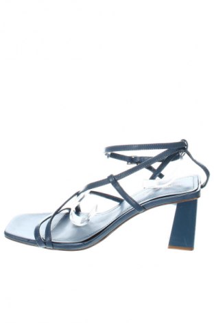 Sandalen Pull&Bear, Größe 41, Farbe Blau, Preis 19,95 €