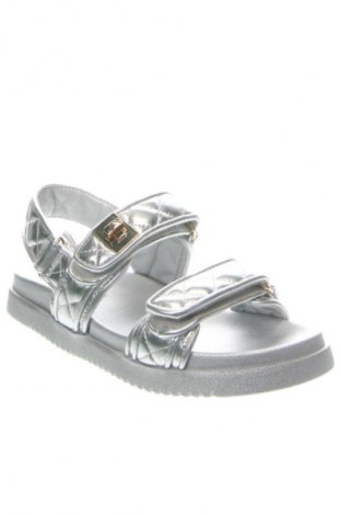 Sandále Steve Madden, Veľkosť 38, Farba Strieborná, Cena  69,95 €