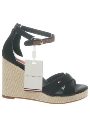 Sandále Tommy Hilfiger, Veľkosť 38, Farba Čierna, Cena  67,95 €