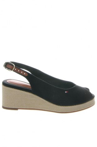 Sandále Tommy Hilfiger, Veľkosť 39, Farba Čierna, Cena  56,95 €