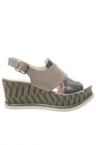 Sandale Unbranded, Mărime 36, Culoare Multicolor, Preț 322,99 Lei