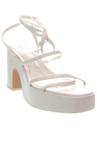 Sandale Zara, Mărime 40, Culoare Alb, Preț 171,99 Lei