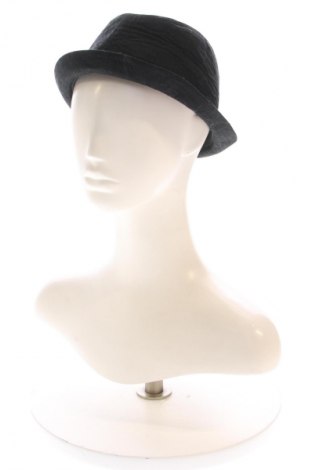 Căciulă Accessoires, Culoare Negru, Preț 61,53 Lei