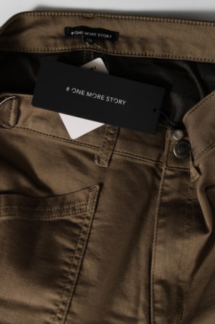 Дамски панталон One More Story, Размер M, Цвят Зелен, Цена 169,00 лв.