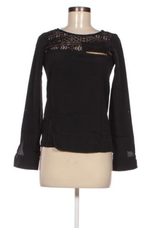Дамска блуза Bershka, Размер XS, Цвят Черен, Цена 3,80 лв.