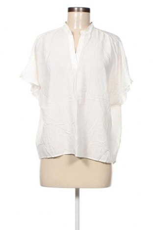 Дамска блуза Q/S by S.Oliver, Размер M, Цвят Бял, Цена 14,40 лв.