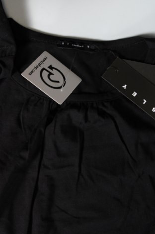 Дамска блуза Sisley, Размер XS, Цвят Черен, Цена 72,00 лв.