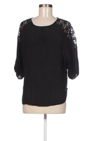 Дамска блуза VILA, Размер XS, Цвят Черен, Цена 3,45 лв.