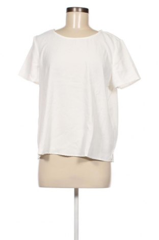 Дамска блуза VILA, Размер M, Цвят Бял, Цена 10,40 лв.