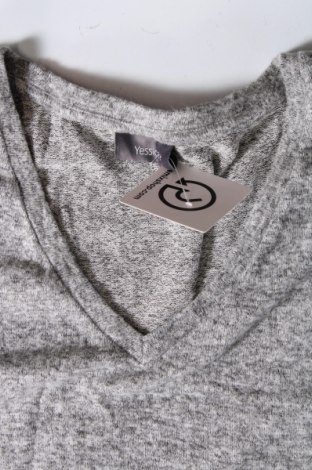 Damen Shirt Yessica, Größe XS, Farbe Grau, Preis € 1,85