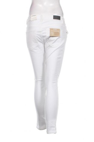 Дамски дънки Garcia Jeans, Размер M, Цвят Бял, Цена 87,00 лв.