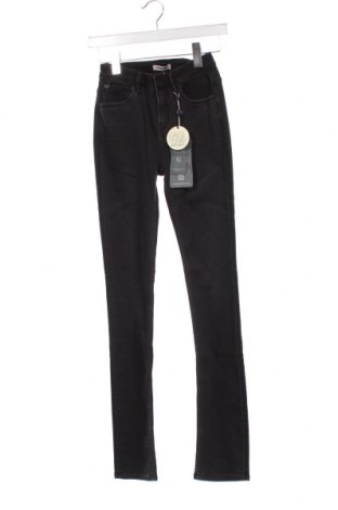 Дамски дънки Garcia Jeans, Размер XS, Цвят Черен, Цена 13,05 лв.