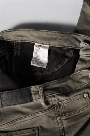 Dámske džínsy  H&M, Veľkosť M, Farba Zelená, Cena  16,44 €